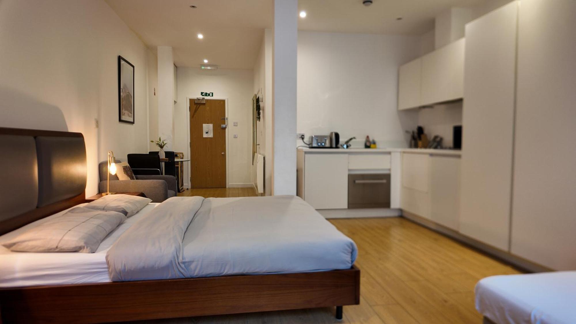 Sleep6 In Leicester Square, Soho Vr7 London Ngoại thất bức ảnh