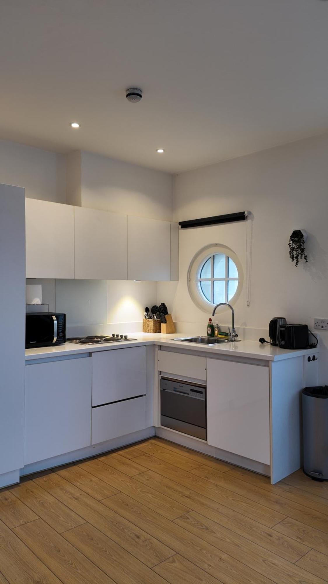 Sleep6 In Leicester Square, Soho Vr7 London Ngoại thất bức ảnh